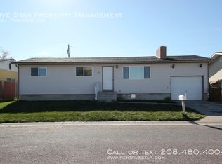 741 Pinewood St, Chubbuck, ID 83202