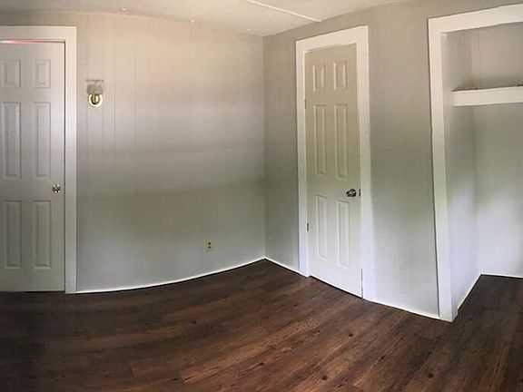 4th image of 640 E Olive St Lot C