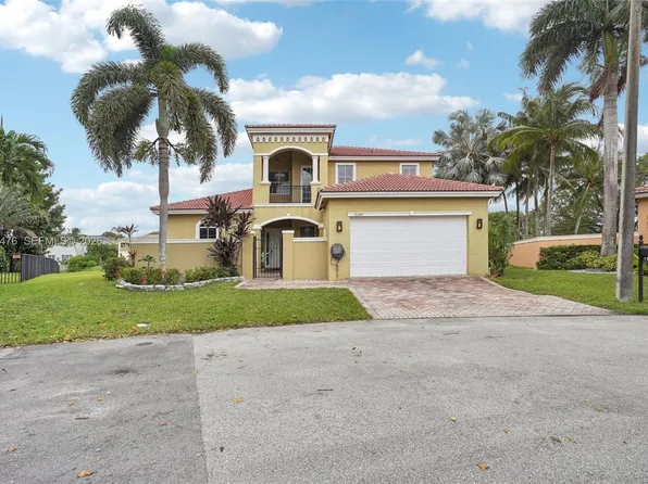 13247 SW 26th St, Miramar, FL 33027