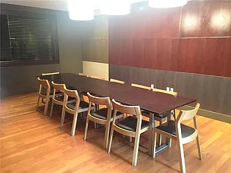 Rented by R New York