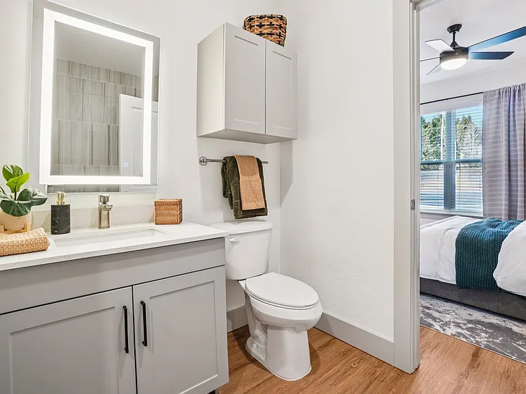 Arden Pines Luxury Apartments — Photo 73