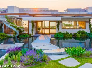 60 Bartimus Luce Rd, West Tisbury, MA 02575