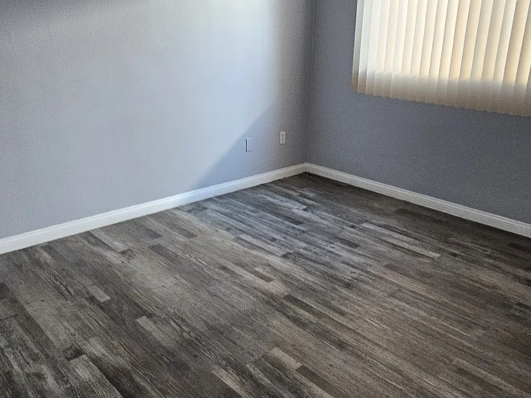 4724 Walnut Ave #B — Photo 13