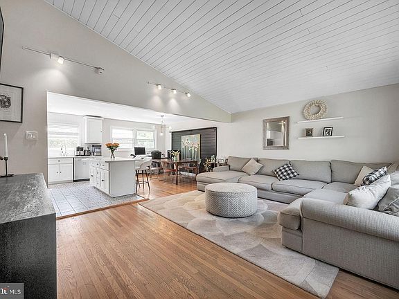 4th image of 28 Pennlyn Rd