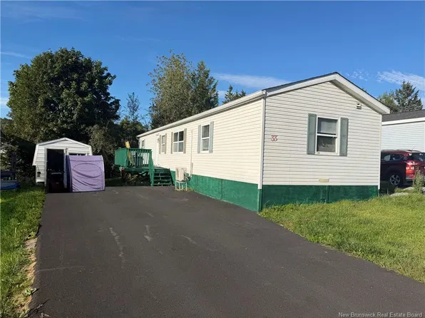33 Glenview Dr, Saint John, NB E2H 2R5