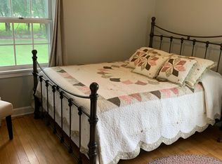 265 Leanore Ln, Brookfield, WI 53005