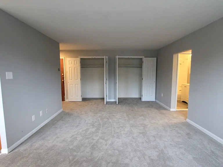 West Walnut Lane Apartments — Photo 57