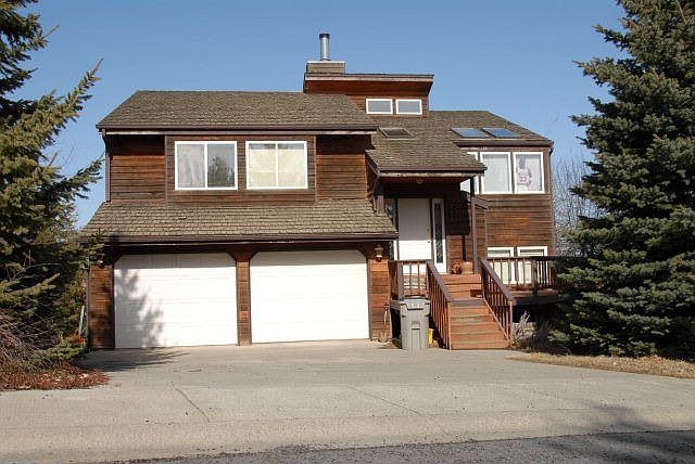 1st image of 230 NW Brandon Dr