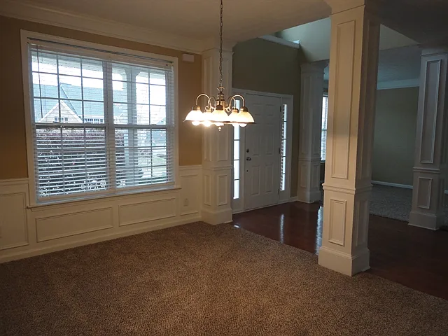 4 bed, 3.0 bath, 2929 sqft, $2,720 — Photo 4