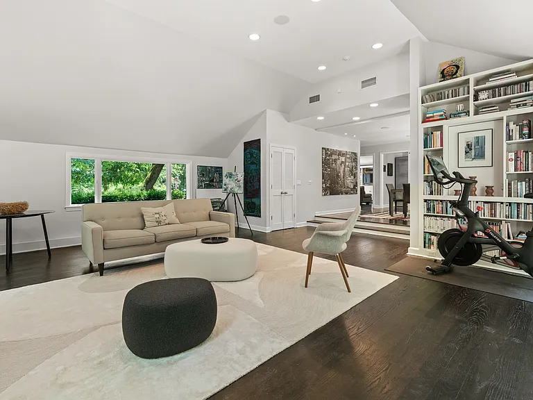 117 Tobys Ln — Photo 10