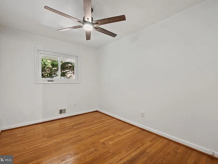 6523 Kerns Rd — Photo 12