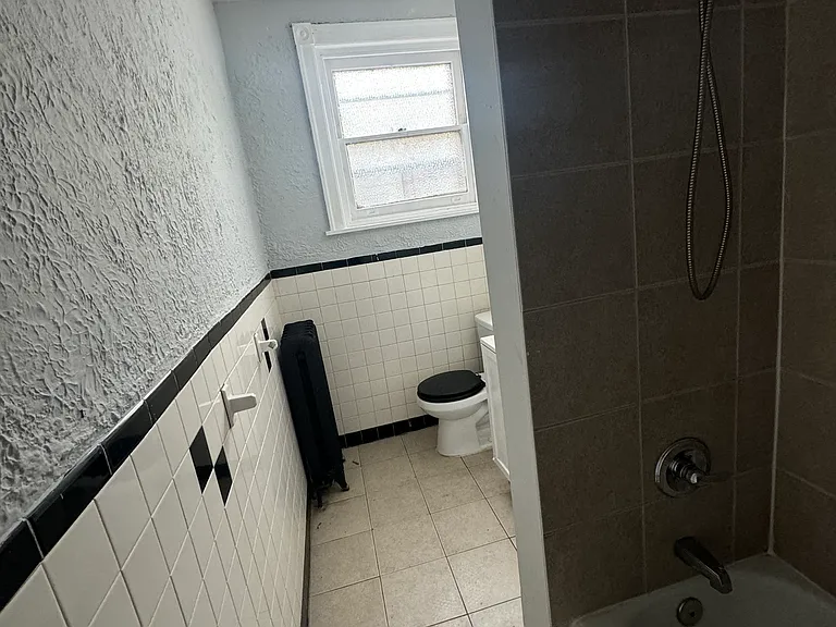 4660 Castor Ave #2 — Photo 9