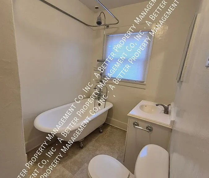 270 Redondo Ave — Photo 11