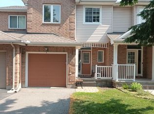 19 Milner Downs Cres, Ottawa, ON K2M 2S3