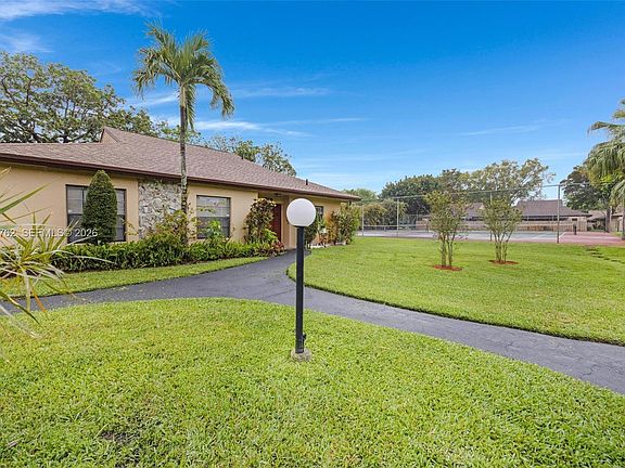 2nd image of 7506 SW 26th Ct #10