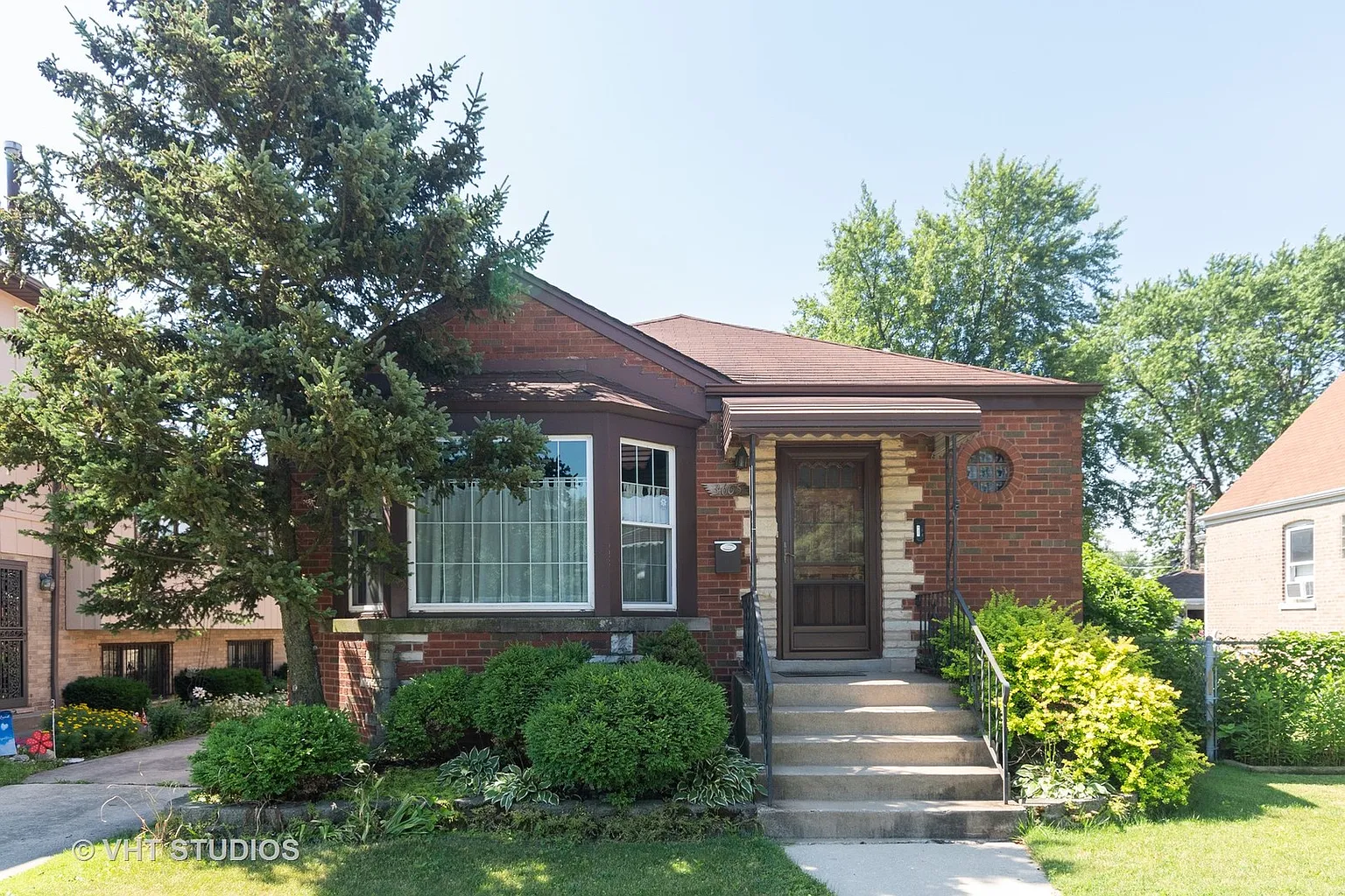 3605 W 103rd St photo 1