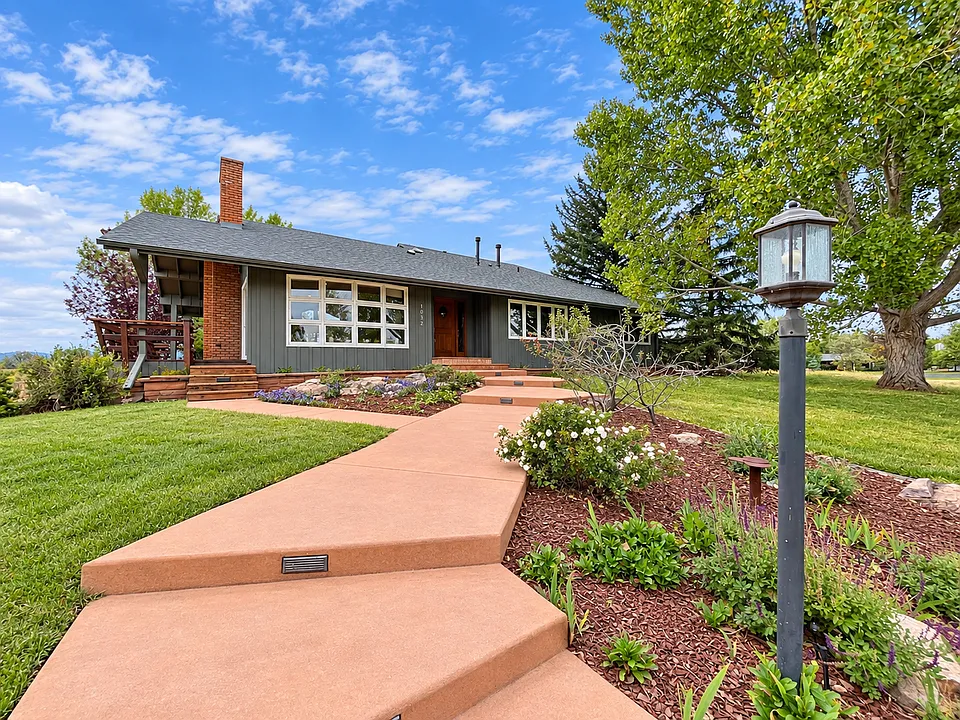 1032 Linden Gate Ct