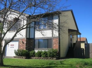 3898 Brookbank Dr, Hanover Park, IL 60133