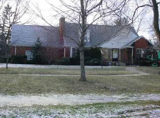 17525 E Coral Gables Ave, Southfield, MI 48076