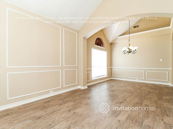 4th image of 1406 Chateau Ln