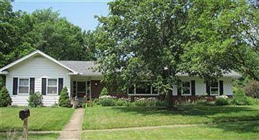 1st image of 325 Woodland Dr