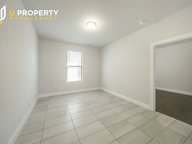 3902 Aventino Ct — Photo 8