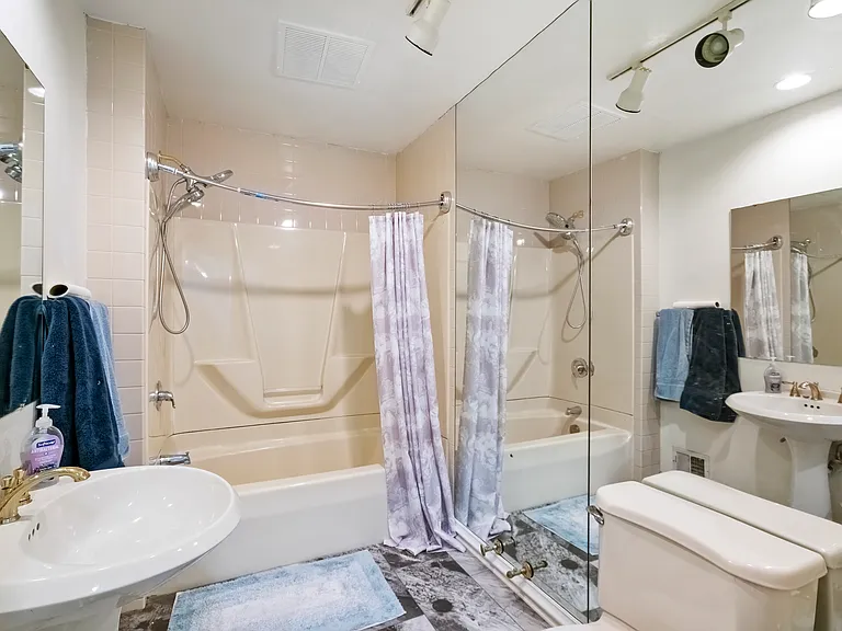 2120 E Carson St — Photo 26