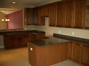 3rd image of 30036 Camden Cir