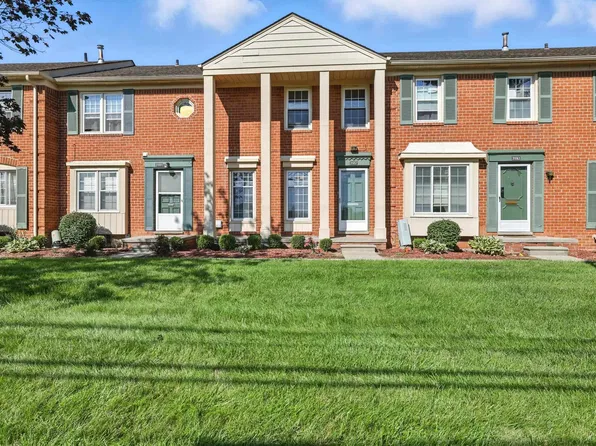 31057 Hoover Rd, Warren, MI 48093