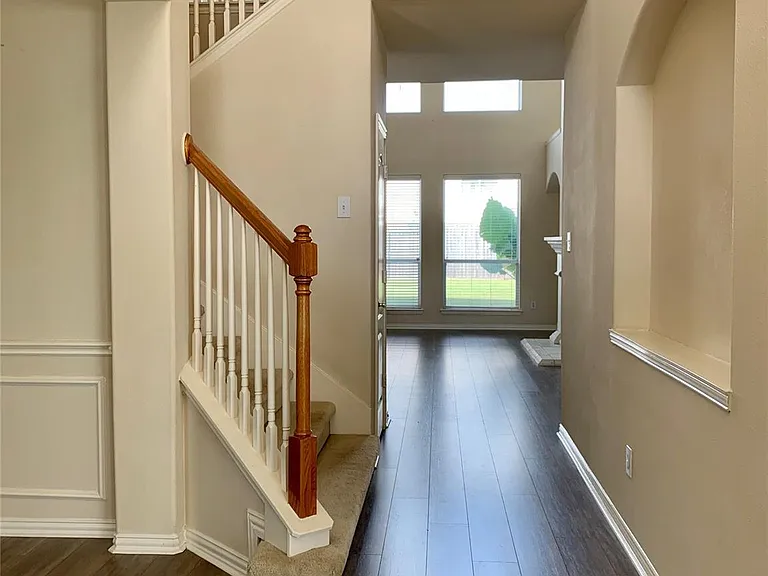 2516 Brittany Lakes Dr — Photo 6