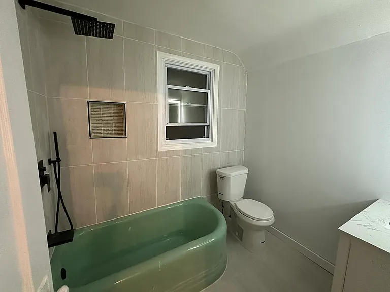 353 Hillcrest Ave — Photo 9