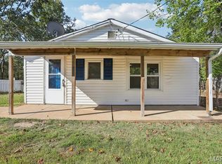 7637 Twin Ridge Dr, Cedar Hill, MO 63016