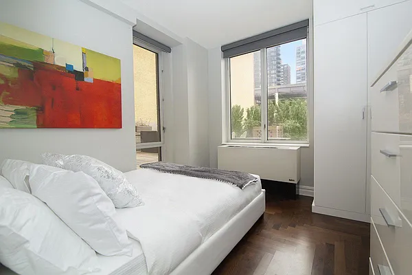 Sold by Compass | media 4