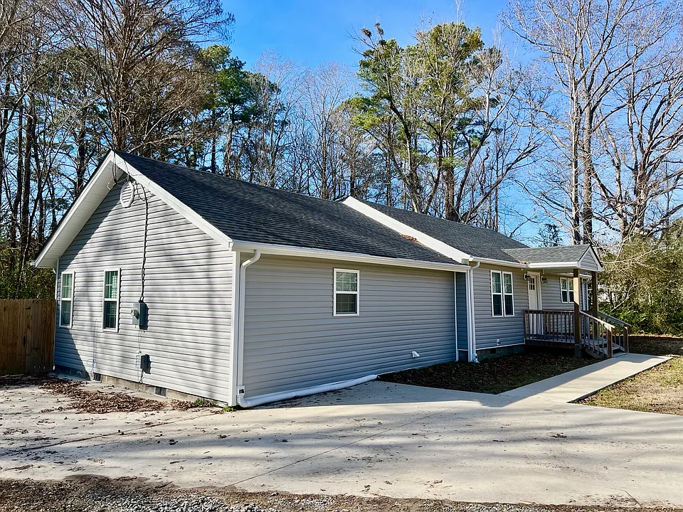 793 State Highway 343 N