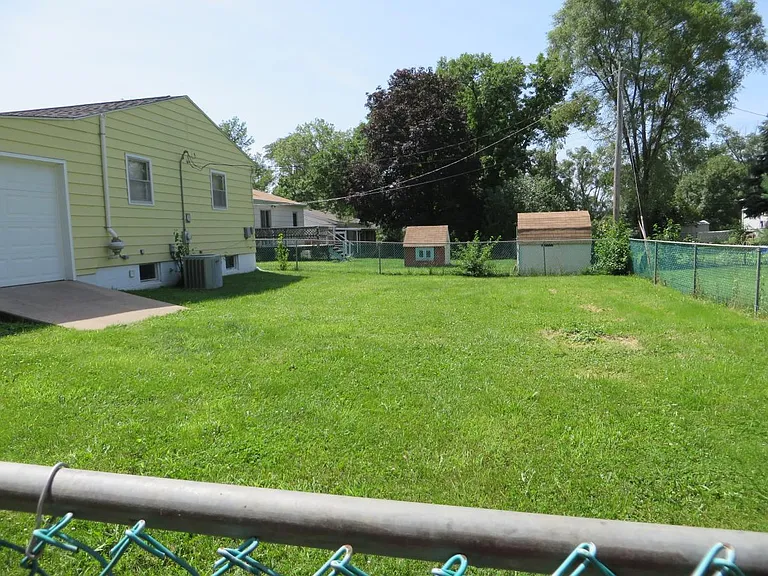 3202 Calhoun St — Photo 27