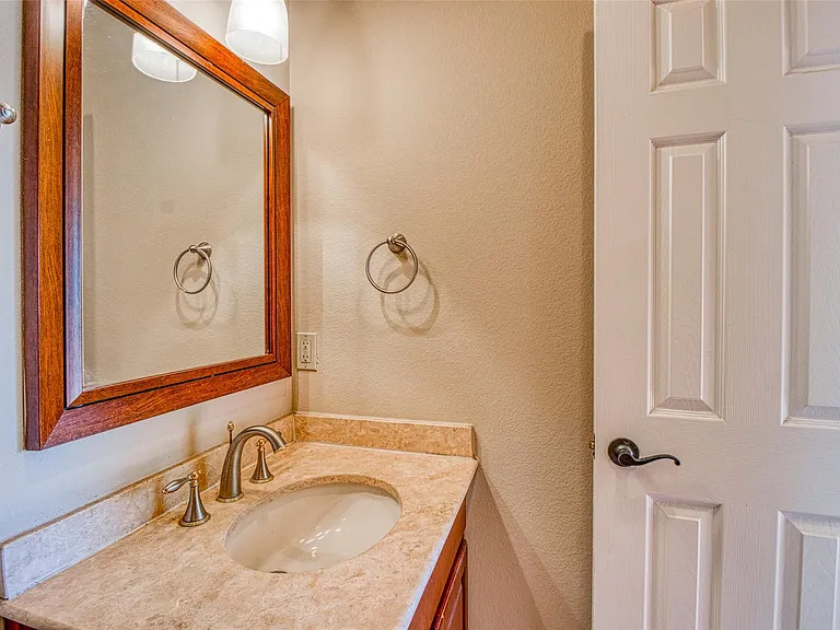 1250 Utah St — Photo 21