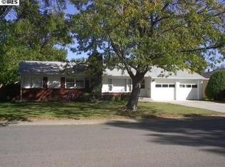 1208 Springfield Dr, Fort Collins, CO 80521