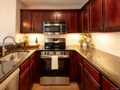 5404 Balboa Arms Dr UNIT 461, San Diego, CA, 92117