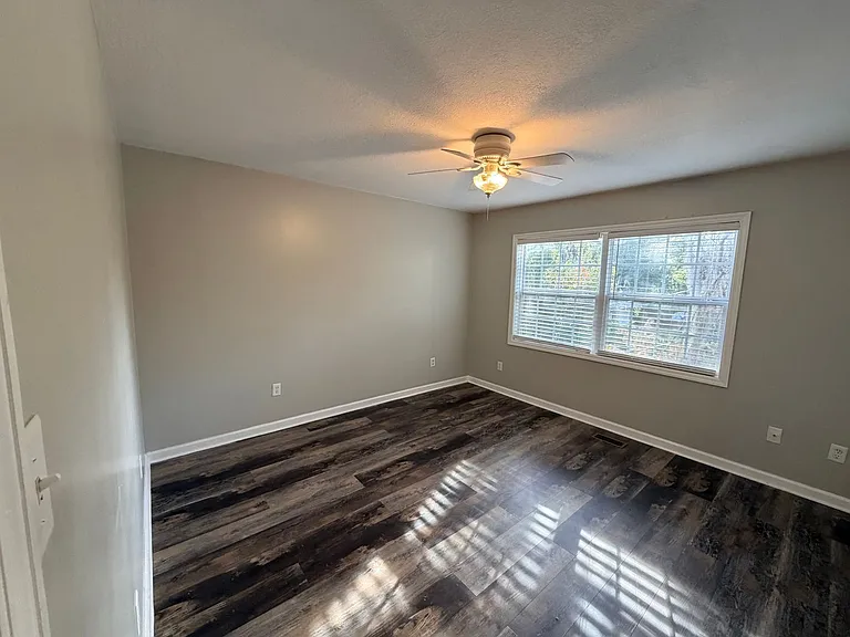 Center Town Condominiums — Photo 55