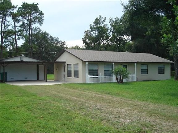 2 CAR Detached Garage 