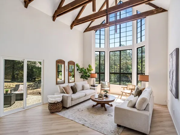 530 Bronwyn Glen, Santa Rosa, CA 95409