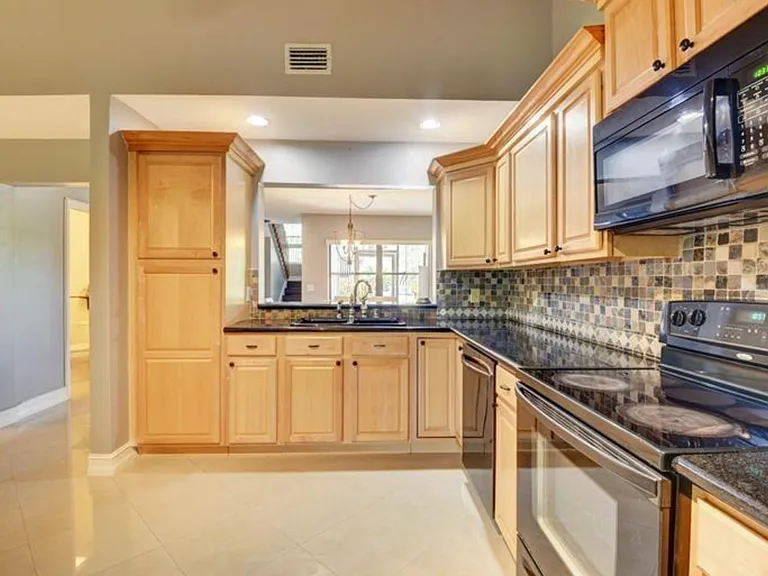 9316 Ketay Cir — Photo 2