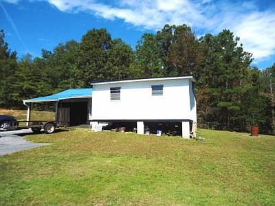4th image of 211 Lee Road 432