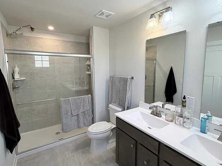 275 Haddonfield Ct — Photo 8