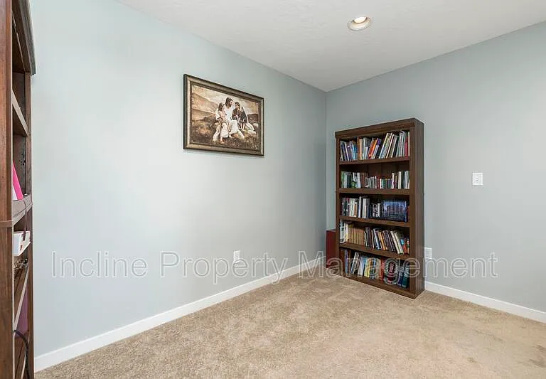 4438 E Hurstbourne Dr — Photo 12