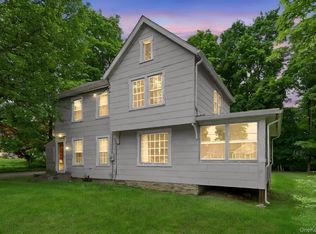 16 Hornbeck Road, Poughkeepsie, NY 12603