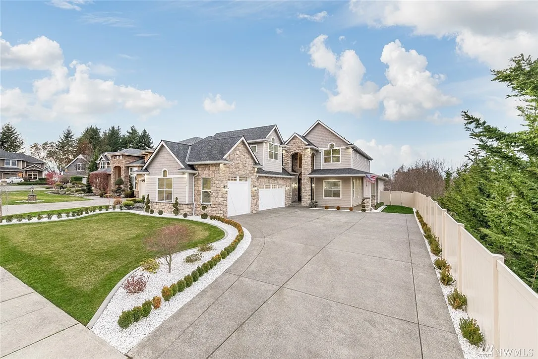 2214 Nevada Ct photo 1