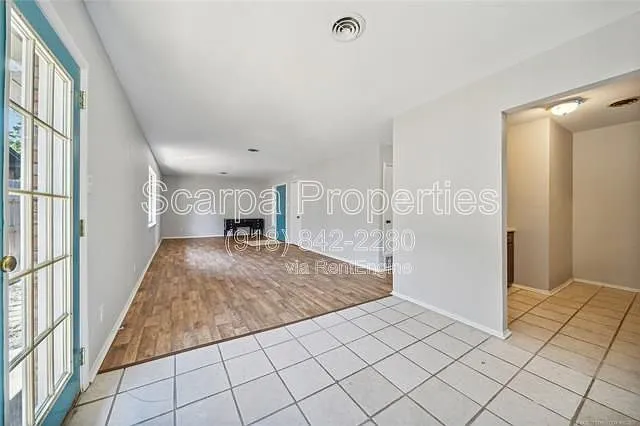 5520 E 47th Pl — Photo 8