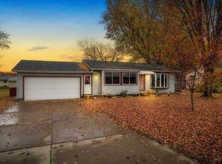 111 West Ave, Holmen, WI 54636