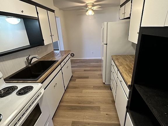 4th image of 1220 S Rockford Ave #10943300